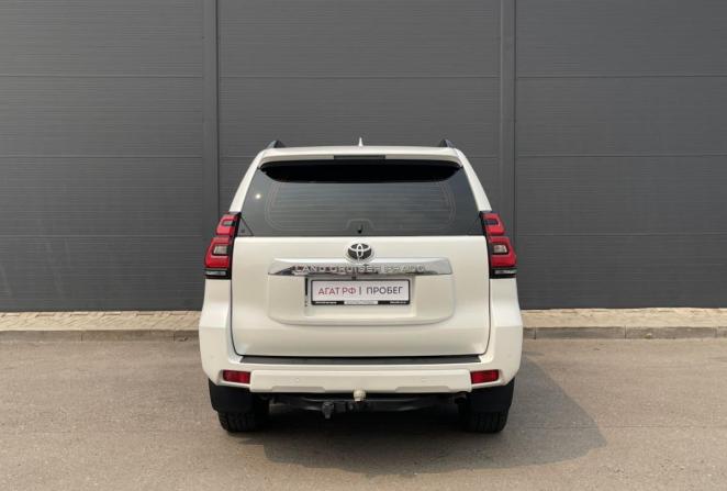Toyota Land Cruiser Prado 150 Series Рестайлинг 2 с пробегом 2019 года, цена 5 780 000 рублей, 104311 км, внедорожник, Автокод Объявления