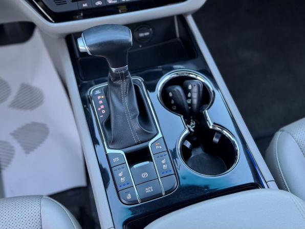 Kia Carnival III с пробегом 2019 года, цена 3 150 000 рублей, 54000 км, минивэн, Автокод Объявления