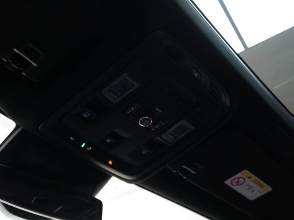 Cadillac Escalade V с пробегом 2021 года, цена 8 799 046 рублей, 105446 км, внедорожник, Автокод Объявления
