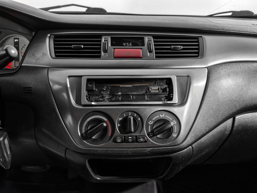 Mitsubishi Lancer IX Рестайлинг Санкт-Петербург  - изображение 16