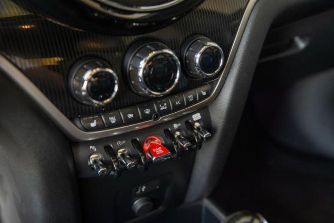 Mini Countryman II с пробегом 2019 года, цена 3 200 000 рублей, 148981 км, внедорожник, Автокод Объявления