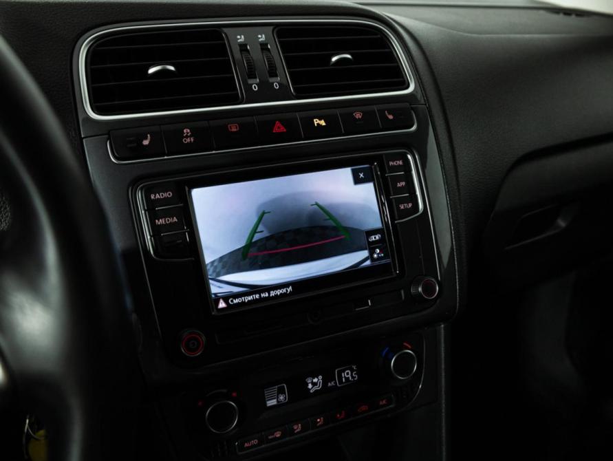 Volkswagen Polo V Рестайлинг Санкт-Петербург  - изображение 15