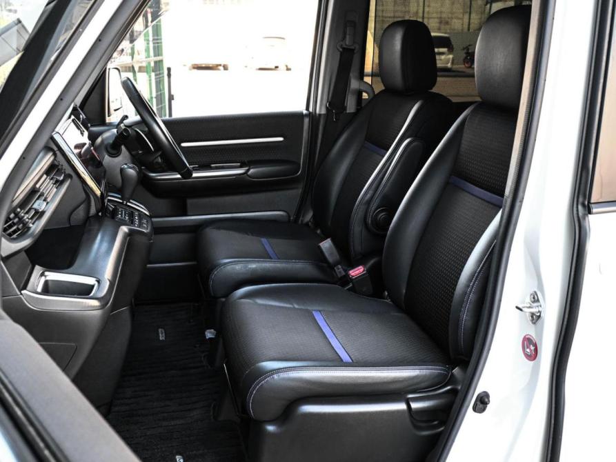 Honda Stepwgn V Рестайлинг Новороссийск  - изображение 11