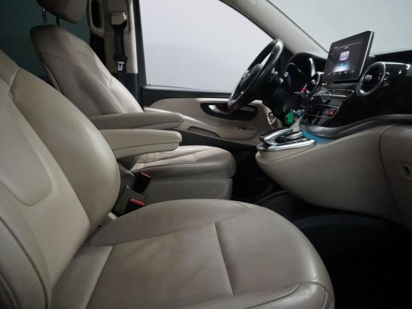 Mercedes-Benz V-Класс III (W447) с пробегом 2014 года, цена 2 763 000 рублей, 283234 км, минивэн, Автокод Объявления