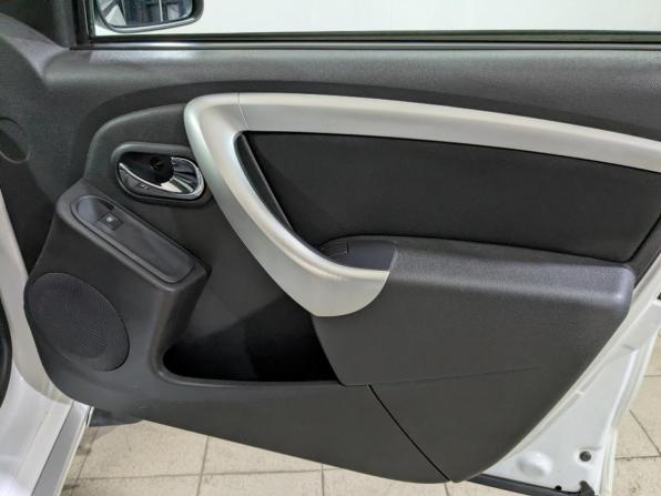 Nissan Terrano III (D10) с пробегом 2020 года, цена 1 330 000 рублей, 115622 км, внедорожник, Автокод Объявления