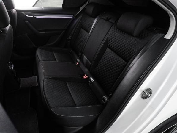 Skoda Octavia III (A7) Рестайлинг с пробегом 2017 года, цена 1 839 000 рублей, 131227 км, лифтбек, Автокод Объявления