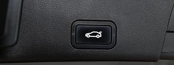 Geely Atlas Pro с пробегом 2023 года, цена 2 170 000 рублей, 16093 км, внедорожник, Автокод Объявления