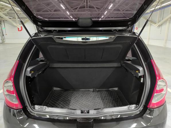 Renault Sandero I с пробегом 2014 года, цена 625 000 рублей, 180471 км, хэтчбек, Автокод Объявления