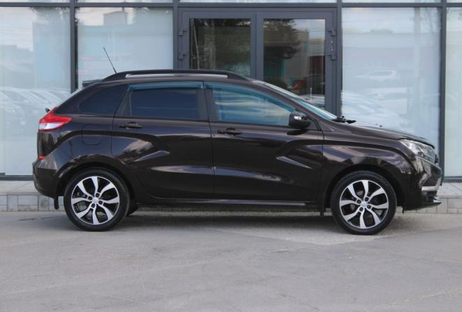 Lada (ВАЗ) XRAY I с пробегом 2017 года, цена 765 000 рублей, 129130 км, хэтчбек, Автокод Объявления