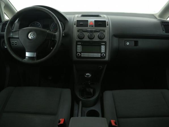 Volkswagen Touran I Рестайлинг с пробегом 2007 года, цена 559 000 рублей, 265000 км, компактвэн, Автокод Объявления