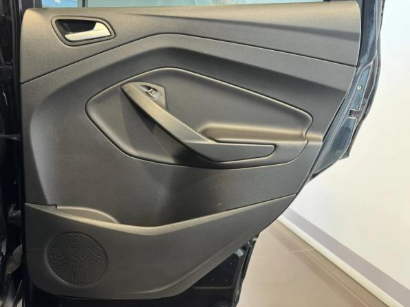 Ford Kuga II Рестайлинг с пробегом 2018 года, цена 1 560 000 рублей, 164071 км, внедорожник, Автокод Объявления