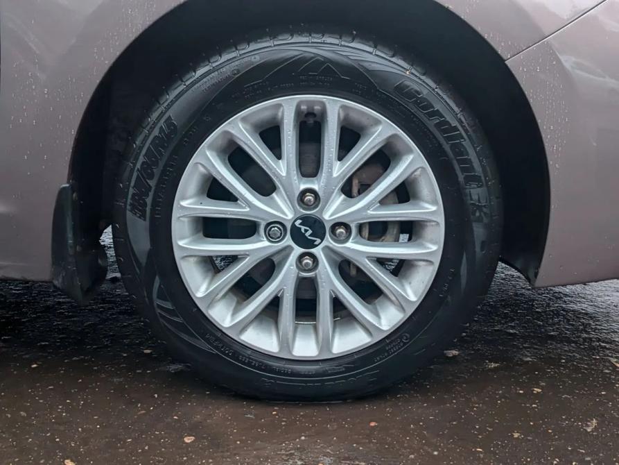 Hyundai Solaris II Москва  - изображение 13