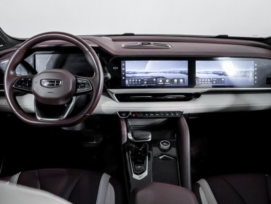 Geely Monjaro I Москва  - изображение 12