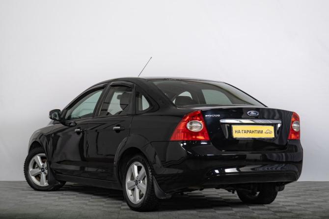 Ford Focus II Рестайлинг с пробегом 2008 года, цена 589 000 рублей, 300000 км, седан, Автокод Объявления