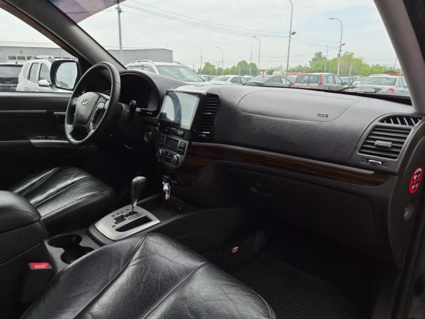 Hyundai Santa Fe II Рестайлинг с пробегом 2010 года, цена 1 250 000 рублей, 277438 км, внедорожник, Автокод Объявления