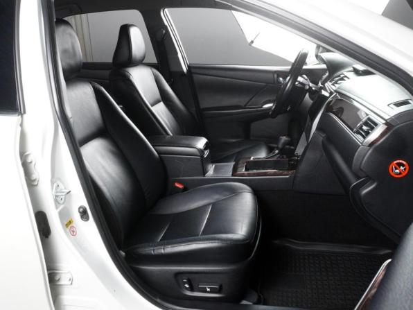Toyota Camry VII (XV50) Рестайлинг с пробегом 2016 года, цена 2 030 000 рублей, 216886 км, седан, Автокод Объявления