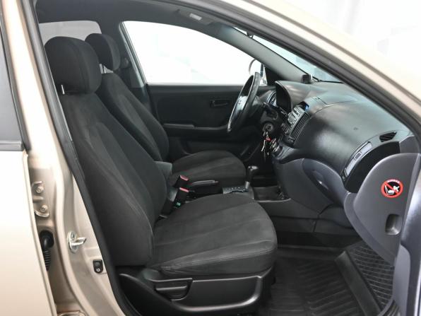 Hyundai Elantra IV (HD) с пробегом 2009 года, цена 750 000 рублей, 365464 км, седан, Автокод Объявления
