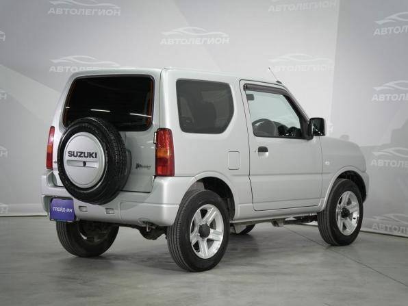Suzuki Jimny III Рестайлинг 2 с пробегом 2017 года, цена 1 255 000 рублей, 72500 км, внедорожник, Автокод Объявления