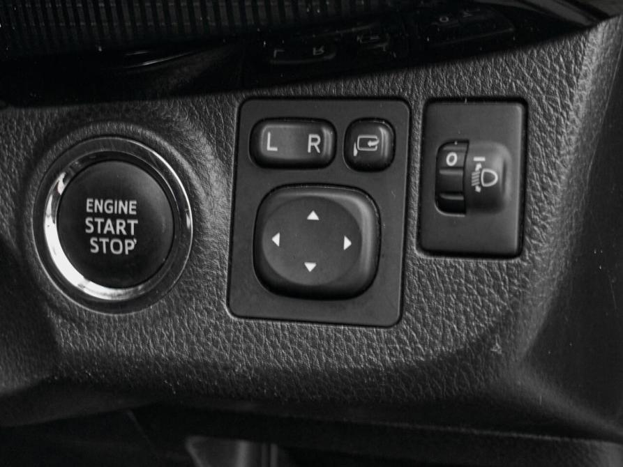 Toyota Vitz III (XP130) Рестайлинг Екатеринбург  - изображение 19