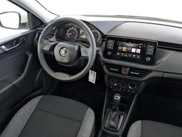 Skoda Rapid II с пробегом 2021 года, цена 1 050 000 рублей, 267080 км, лифтбек, Автокод Объявления