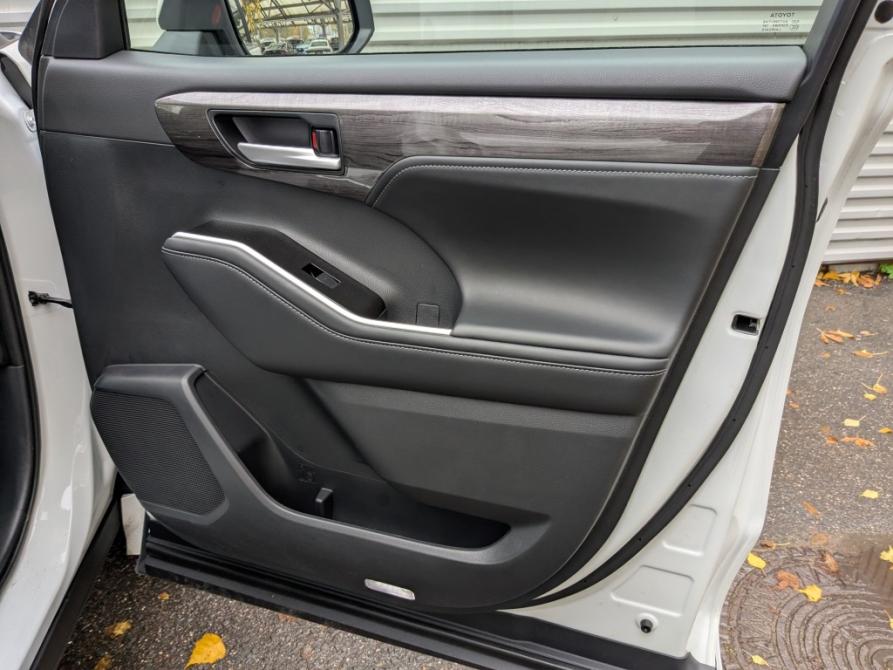 Toyota Highlander IV (XU70) Москва  - изображение 17