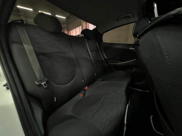 Hyundai Solaris I Рестайлинг с пробегом 2015 года, цена 950 000 рублей, 156719 км, седан, Автокод Объявления