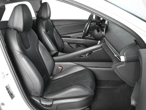 Hyundai Elantra VII (CN7) Рестайлинг с пробегом 2023 года, цена 2 149 000 рублей, 68661 км, седан, Автокод Объявления