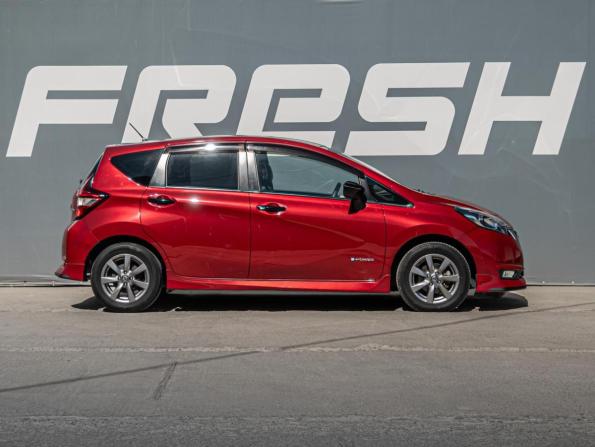 Nissan Note II Рестайлинг с пробегом 2019 года, цена 1 290 000 рублей, 90421 км, хэтчбек, Автокод Объявления