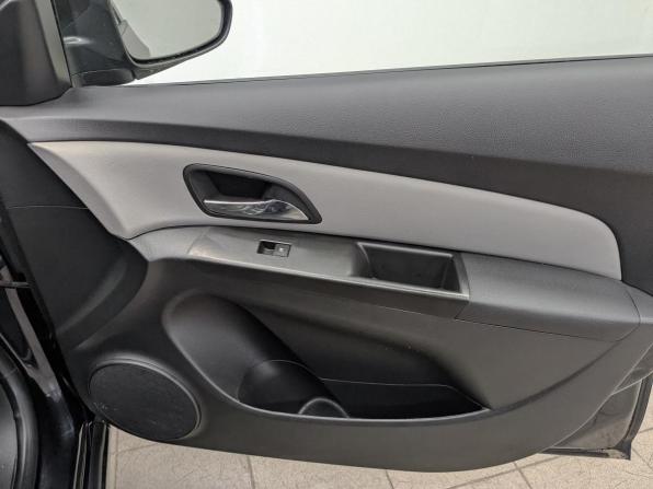 Chevrolet Cruze I Рестайлинг с пробегом 2014 года, цена 750 000 рублей, 150417 км, хэтчбек, Автокод Объявления