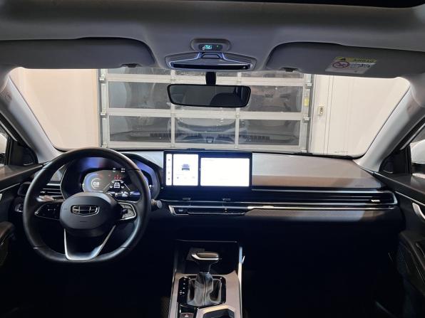 Geely Emgrand II с пробегом 2024 года, цена 1 780 000 рублей, 10800 км, седан, Автокод Объявления