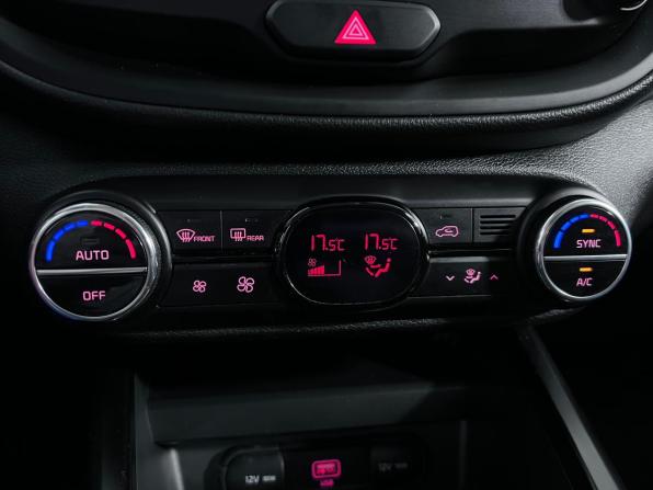 Kia Soul III с пробегом 2022 года, цена 1 995 000 рублей, 54359 км, хэтчбек, Автокод Объявления