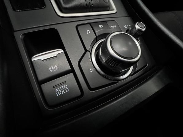 Mazda CX-4 I Рестайлинг с пробегом 2023 года, цена 2 600 000 рублей, 102400 км, внедорожник, Автокод Объявления