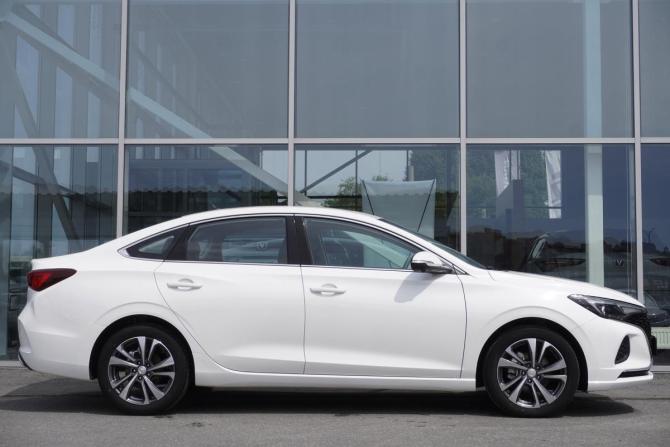 Changan Eado Plus с пробегом 2024 года, цена 1 869 000 рублей, 6558 км, седан, Автокод Объявления