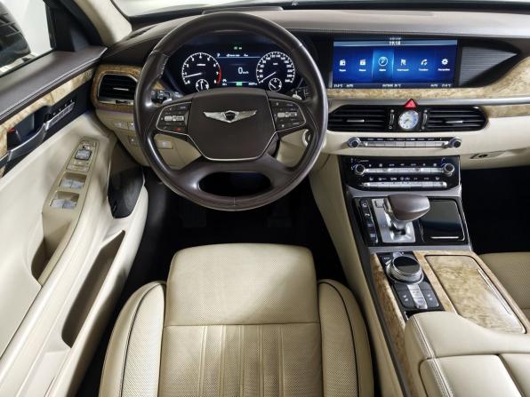 Genesis G90 I с пробегом 2018 года, цена 3 650 000 рублей, 44576 км, седан, Автокод Объявления