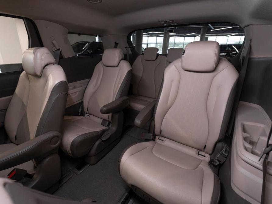 Kia Carnival IV Москва  - изображение 13