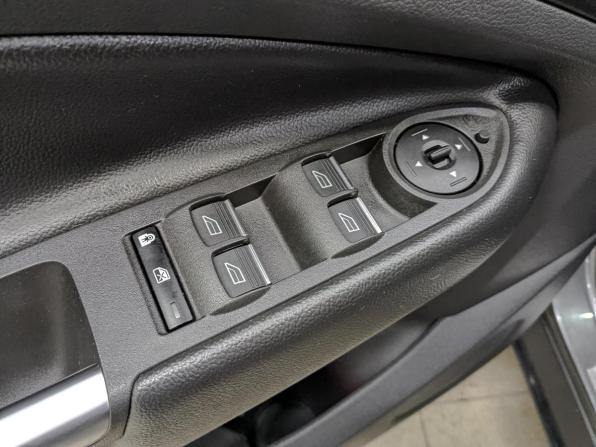 Ford Kuga II Рестайлинг с пробегом 2018 года, цена 1 840 000 рублей, 77444 км, внедорожник, Автокод Объявления