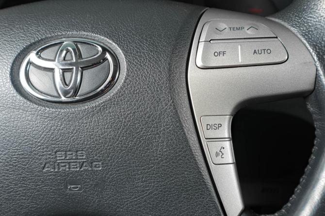 Toyota Camry VI (XV40) Рестайлинг с пробегом 2011 года, цена 1 299 000 рублей, 161000 км, седан, Автокод Объявления