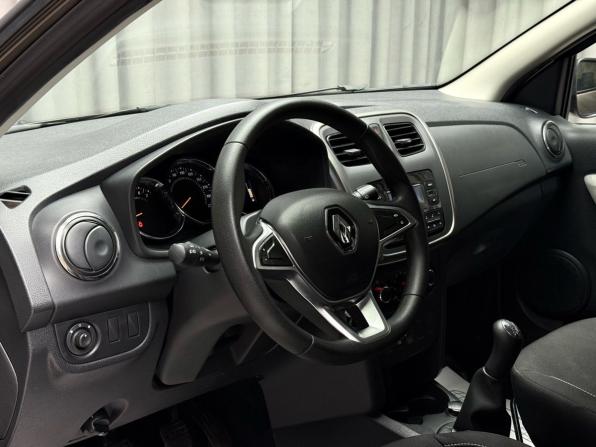 Renault Sandero II Рестайлинг с пробегом 2019 года, цена 1 299 000 рублей, 43000 км, хэтчбек, Автокод Объявления