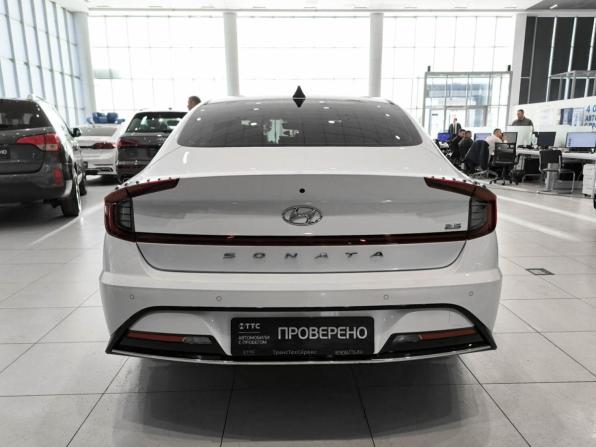 Hyundai Sonata VIII (DN8) с пробегом 2022 года, цена 2 599 000 рублей, 88767 км, седан, Автокод Объявления