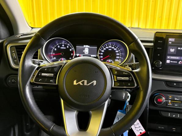 Kia XCeed I с пробегом 2021 года, цена 2 049 000 рублей, 75000 км, хэтчбек, Автокод Объявления