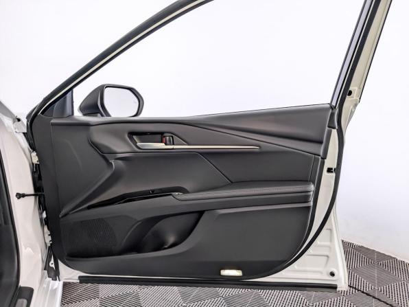 Toyota Camry IX (XV80) China Market с пробегом 2024 года, цена 3 750 000 рублей, 12589 км, седан, Автокод Объявления