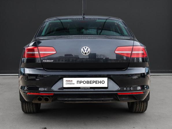 Volkswagen Passat B8 с пробегом 2019 года, цена 2 190 000 рублей, 175961 км, седан, Автокод Объявления