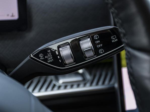 Jaecoo J7 I с пробегом 2023 года, цена 2 530 000 рублей, 43218 км, внедорожник, Автокод Объявления