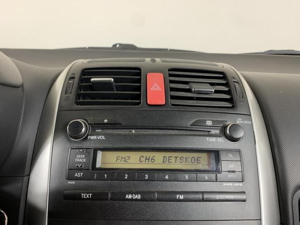 Toyota Auris I Рестайлинг с пробегом 2010 года, цена 827 000 рублей, 312443 км, хэтчбек, Автокод Объявления