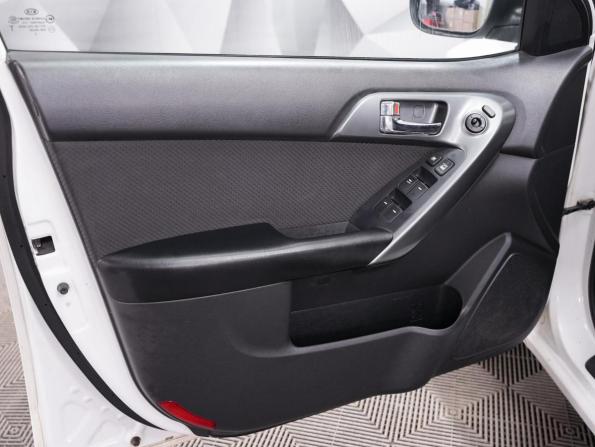 Kia Cerato II с пробегом 2012 года, цена 755 000 рублей, 189000 км, седан, Автокод Объявления