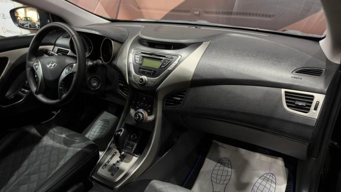 Hyundai Elantra V (MD) с пробегом 2013 года, цена 1 035 000 рублей, 162217 км, седан, Автокод Объявления