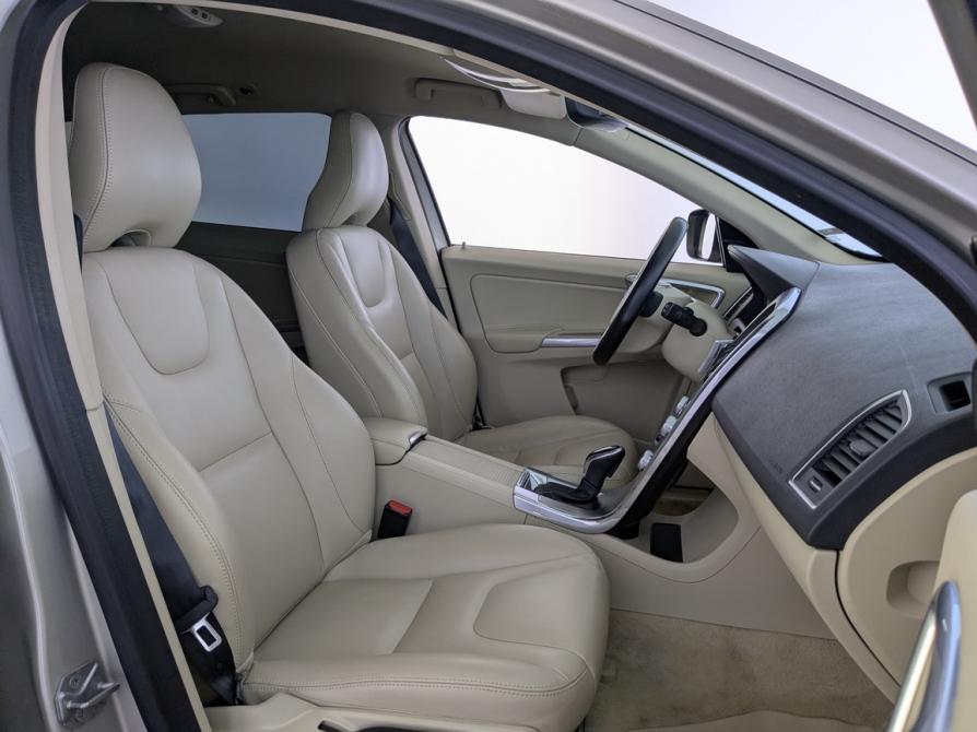 Volvo XC60 I Рестайлинг Москва  - изображение 23
