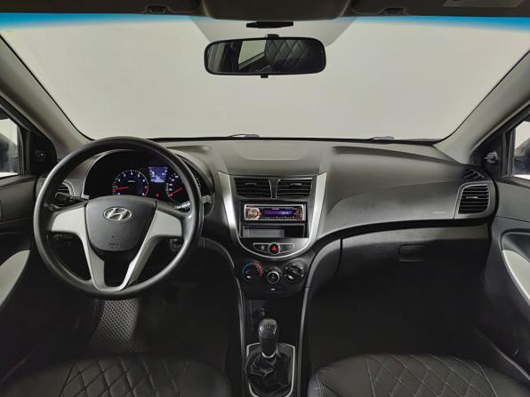 Hyundai Solaris I с пробегом 2011 года, цена 630 000 рублей, 193002 км, седан, Автокод Объявления
