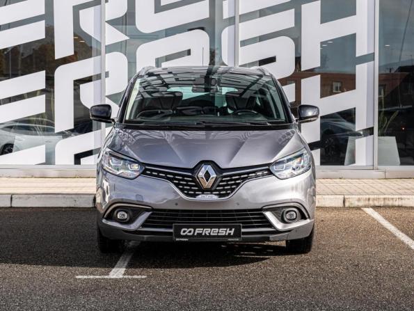 Renault Scenic IV с пробегом 2018 года, цена 1 640 000 рублей, 98328 км, компактвэн, Автокод Объявления