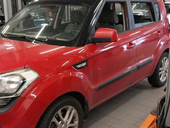 Kia Soul I Рестайлинг с пробегом 2012 года, цена 870 000 рублей, 165557 км, хэтчбек, Автокод Объявления